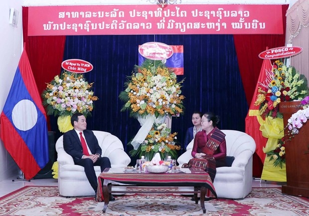 HCM City leaders make New Year visit to Lao Consulate General